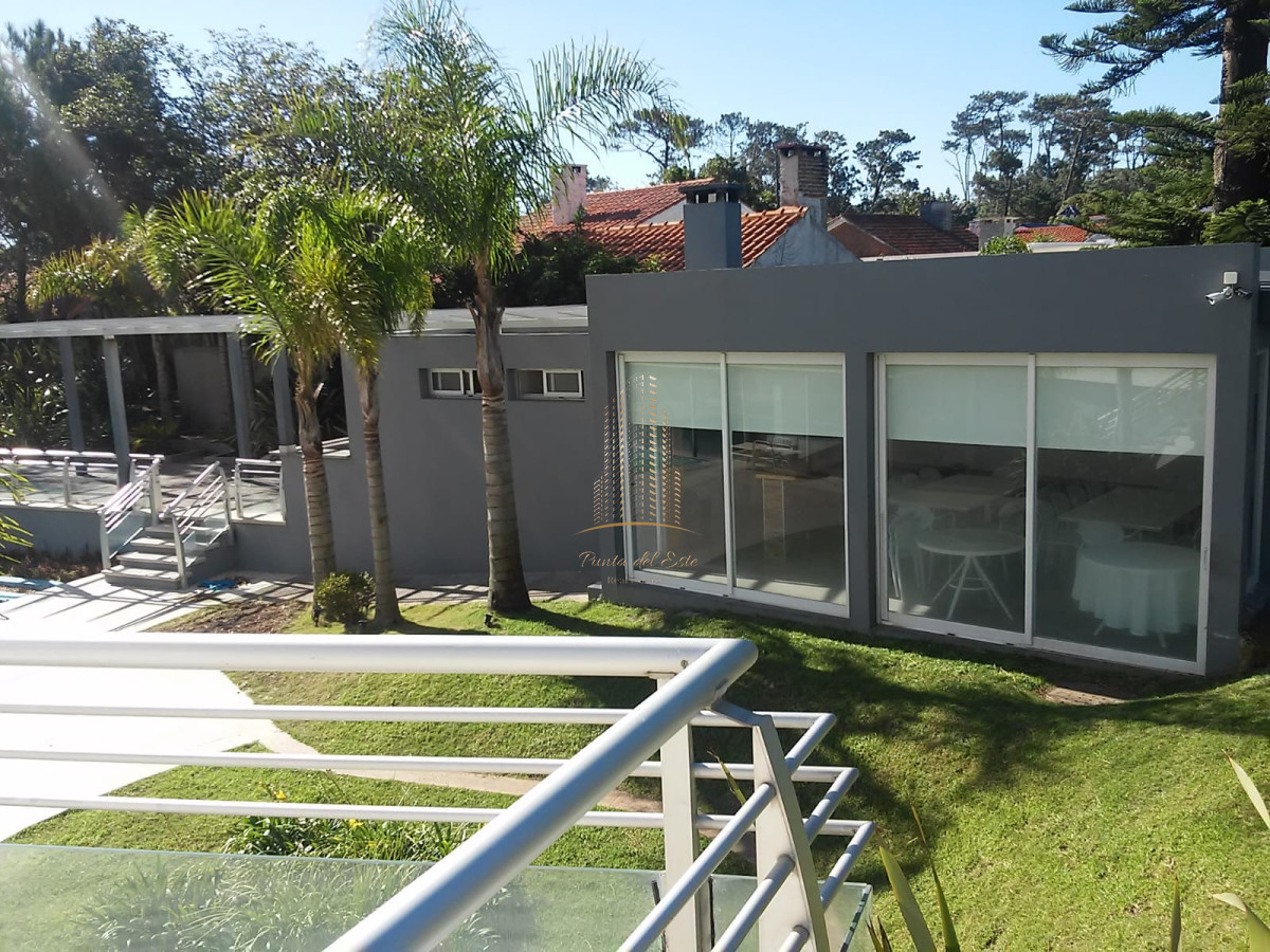 Apartamento ID.563 - Apartamento en alquiler temporal, playa mansa, Punta del Este