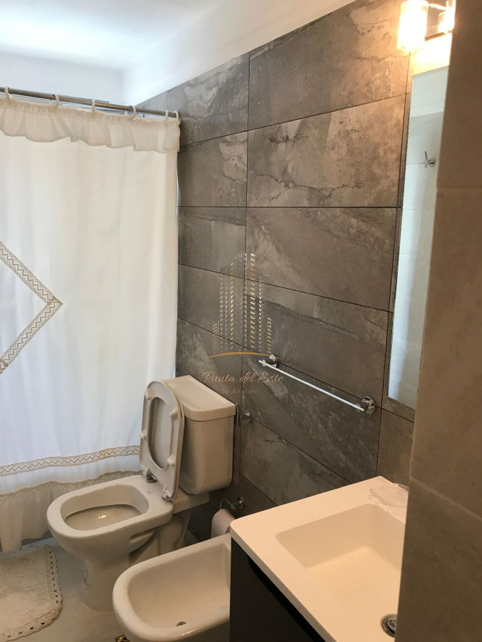 Apartamento ID.615 - Apartamento frente al mar, brava , en alquiler temporal y venta en Punta del Este