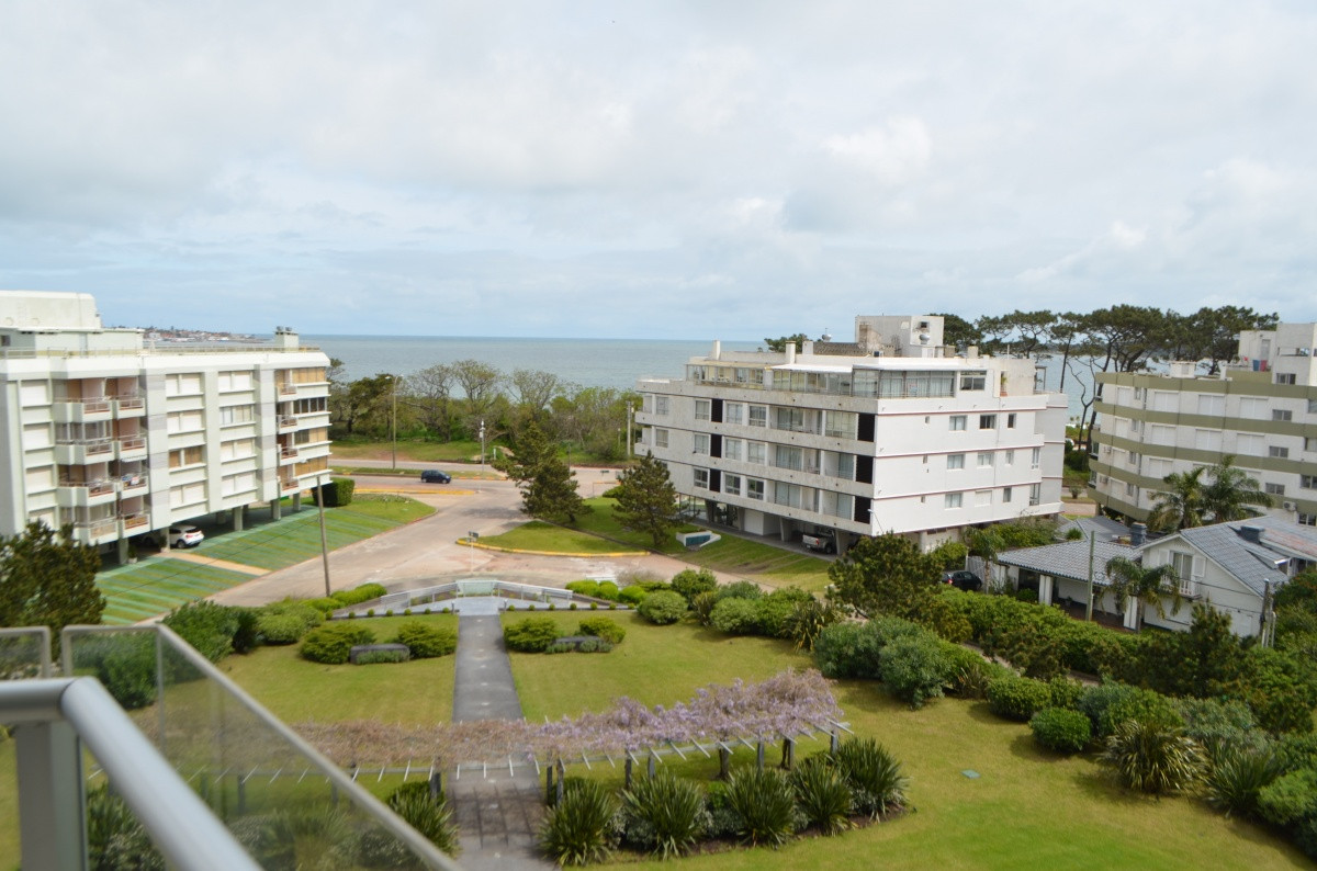 Apartamento en alquiler temporal, playa mansa, Punta del Este