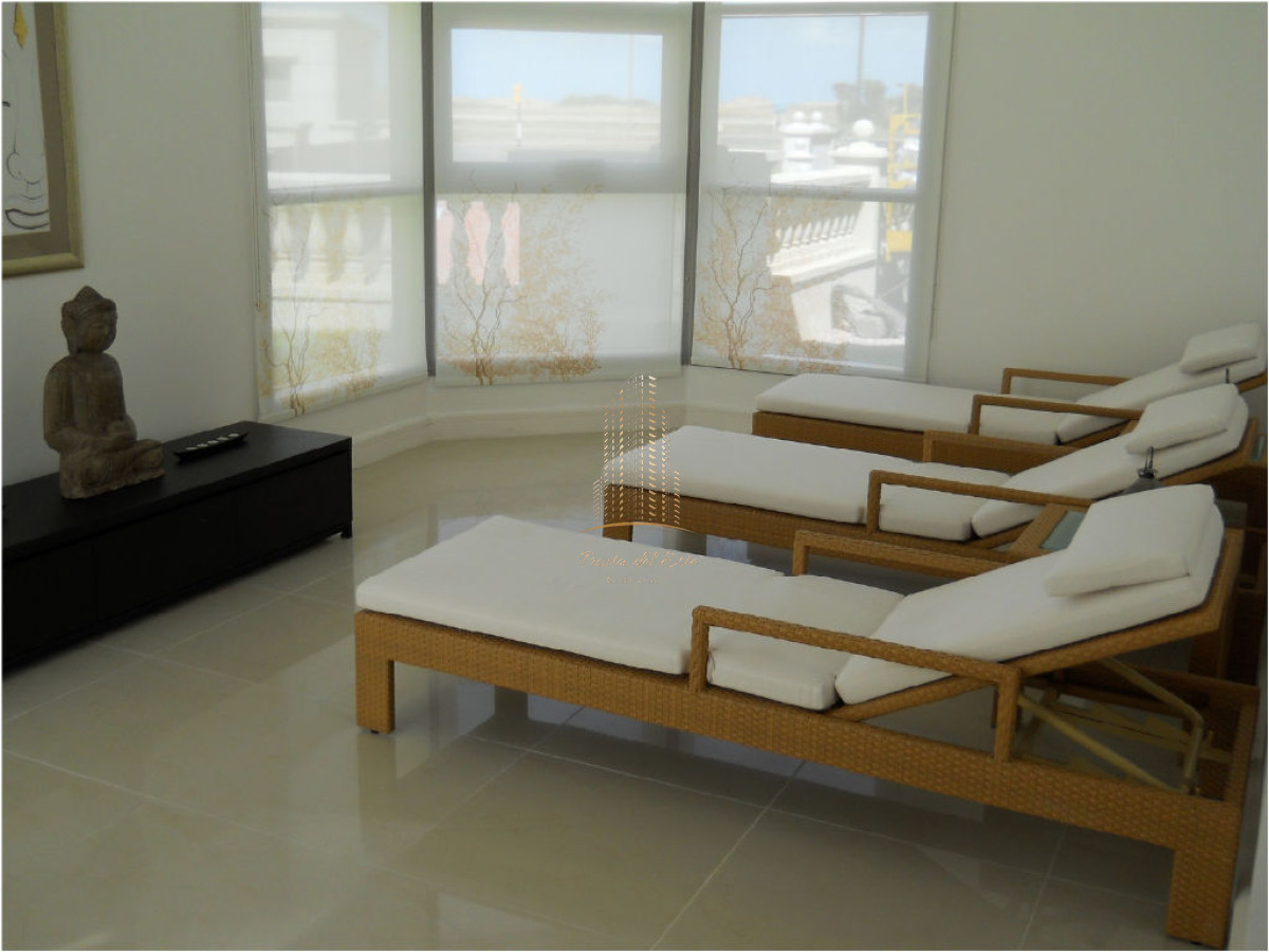 Apartamento ID.822 - Brava frente al mar con todos los amenities 