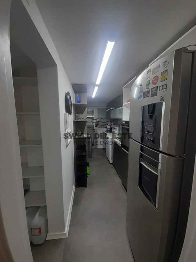 Apartamento ID.76 - Mansa frente al mar con piscina gym parrilleros  cochera para 3 autos