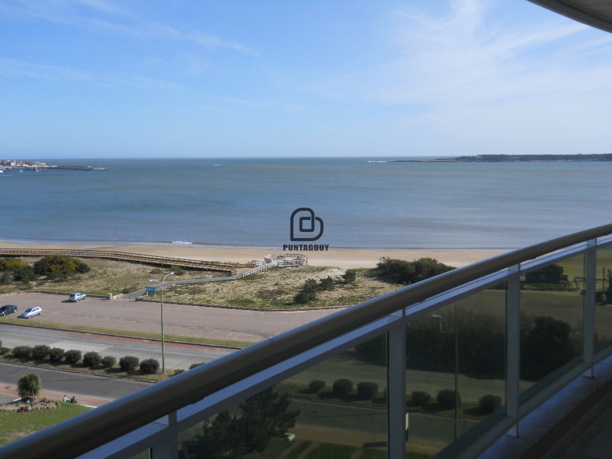 Apartamento ID.1567 - Coral Tower en venta y alquiler