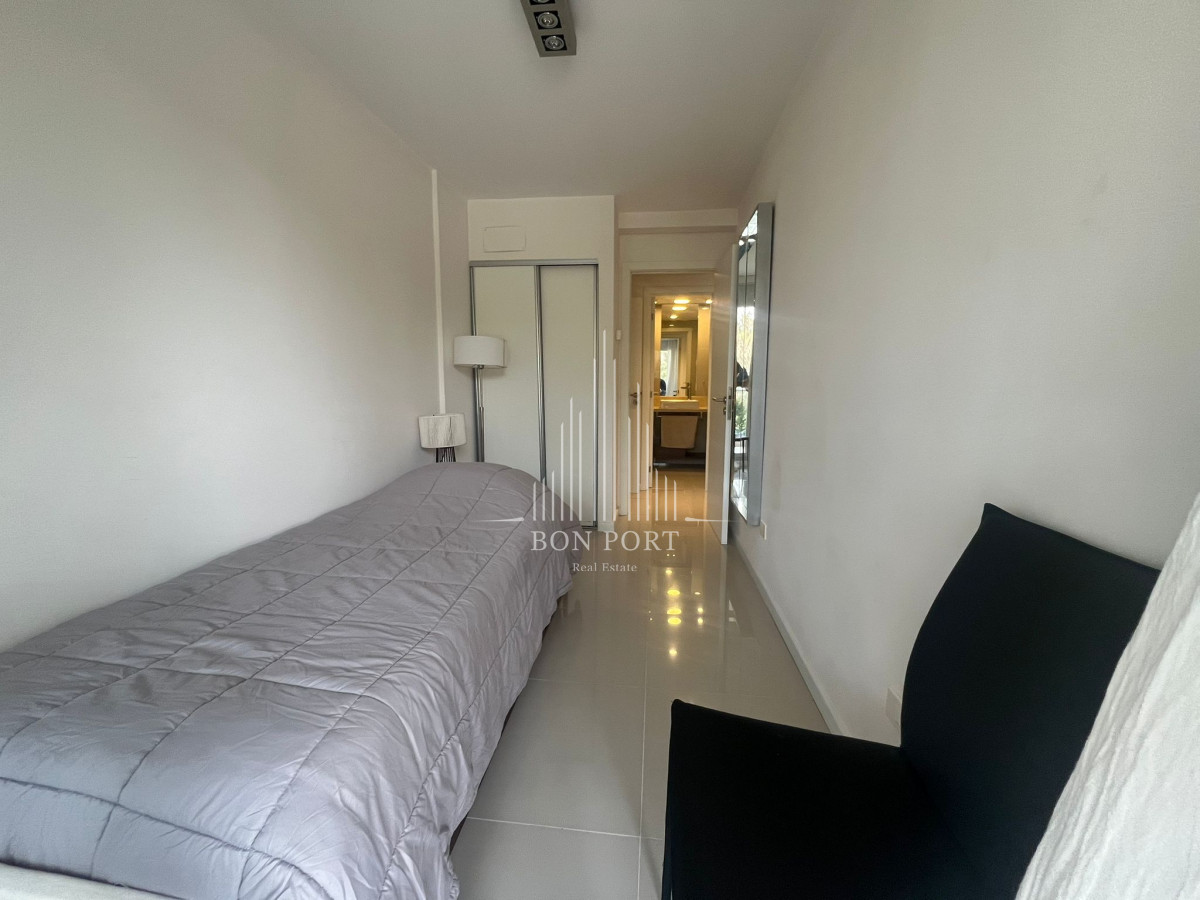 Apartamento ID.272 - Apartamento en Alquiler  de 2 dormitorios en Edificio Be Punta , Punta del este , Playa Brava 