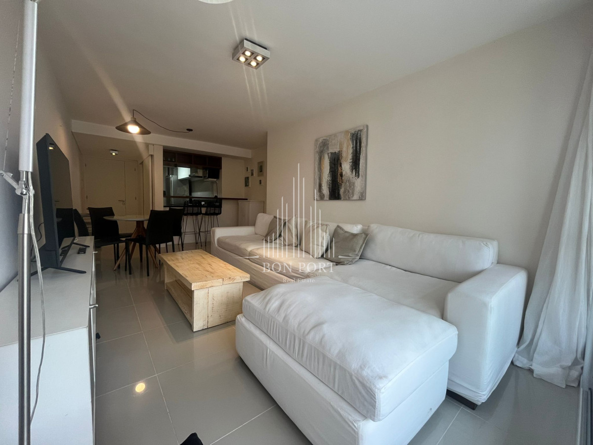 Apartamento ID.272 - Apartamento en Alquiler  de 2 dormitorios en Edificio Be Punta , Punta del este , Playa Brava 