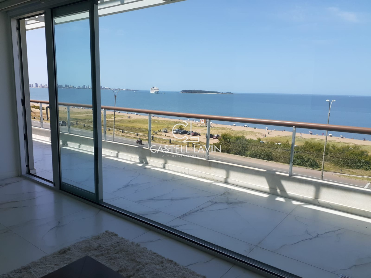 Apartamento ID.26 - Venta Apartamento 4 Dormitorios Primera Linea Playa Mansa Punta del Este