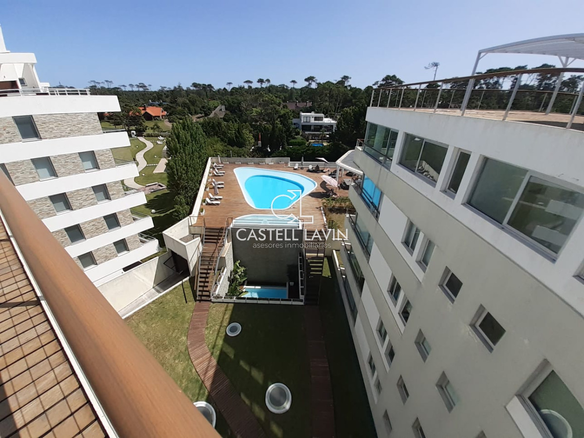 Apartamento ID.26 - Venta Apartamento 4 Dormitorios Primera Linea Playa Mansa Punta del Este