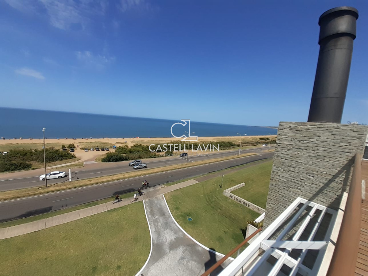 Apartamento ID.26 - Venta Apartamento 4 Dormitorios Primera Linea Playa Mansa Punta del Este