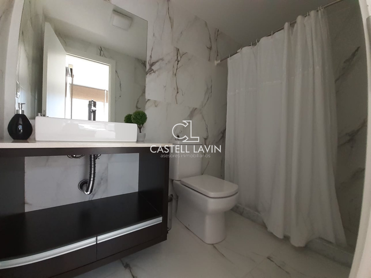 Apartamento ID.26 - Venta Apartamento 4 Dormitorios Primera Linea Playa Mansa Punta del Este