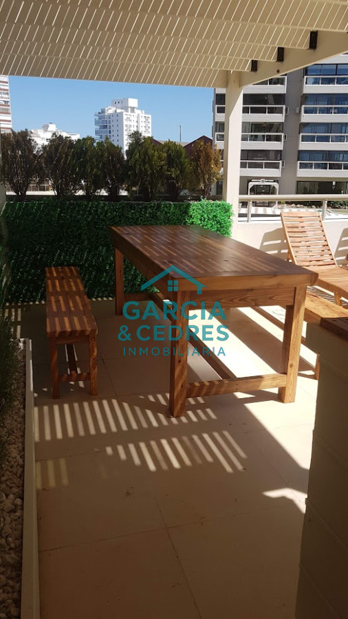 Apartamento ID.539 - Apartamento de 4 dormitorios en Torre Imperiale, Playa brava 