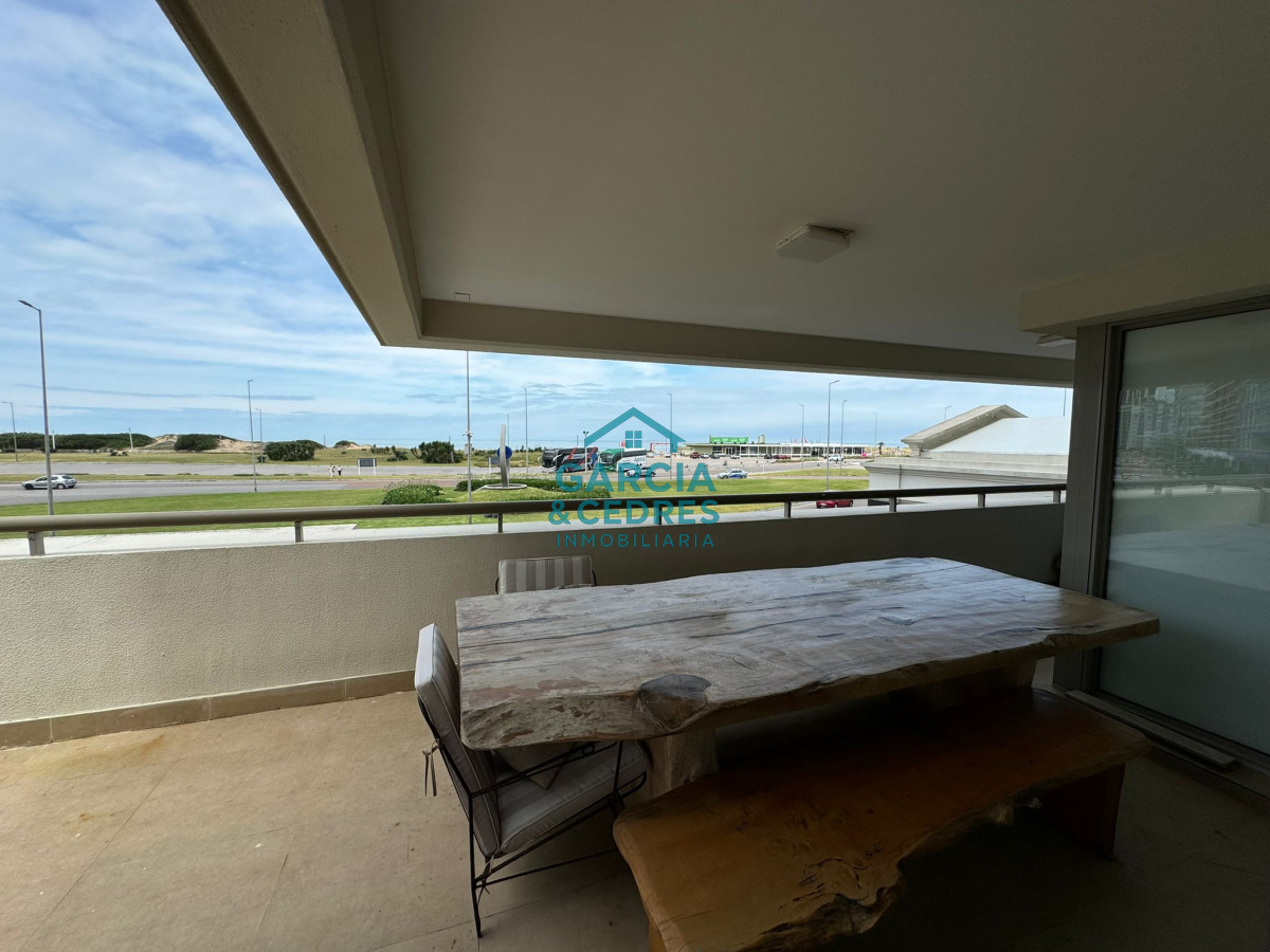 Apartamento ID.539 - Apartamento de 4 dormitorios en Torre Imperiale, Playa brava 