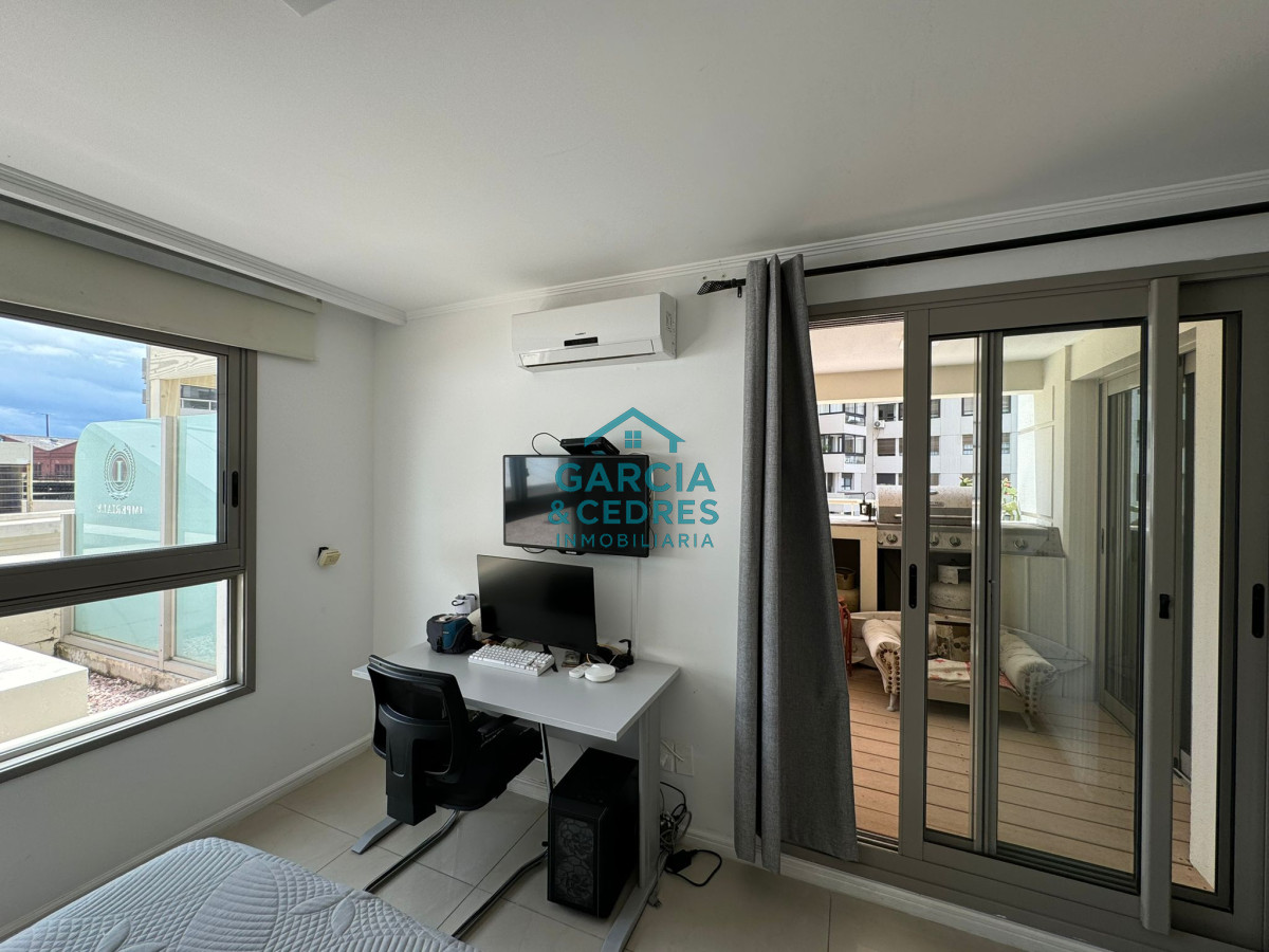 Apartamento ID.539 - Apartamento de 4 dormitorios en Torre Imperiale, Playa brava 