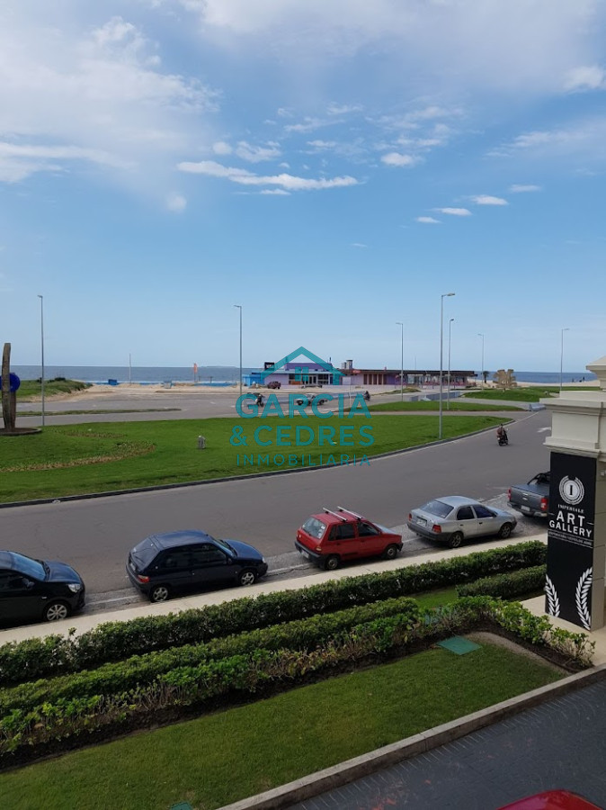 Apartamento ID.539 - Apartamento de 4 dormitorios en Torre Imperiale, Playa brava 