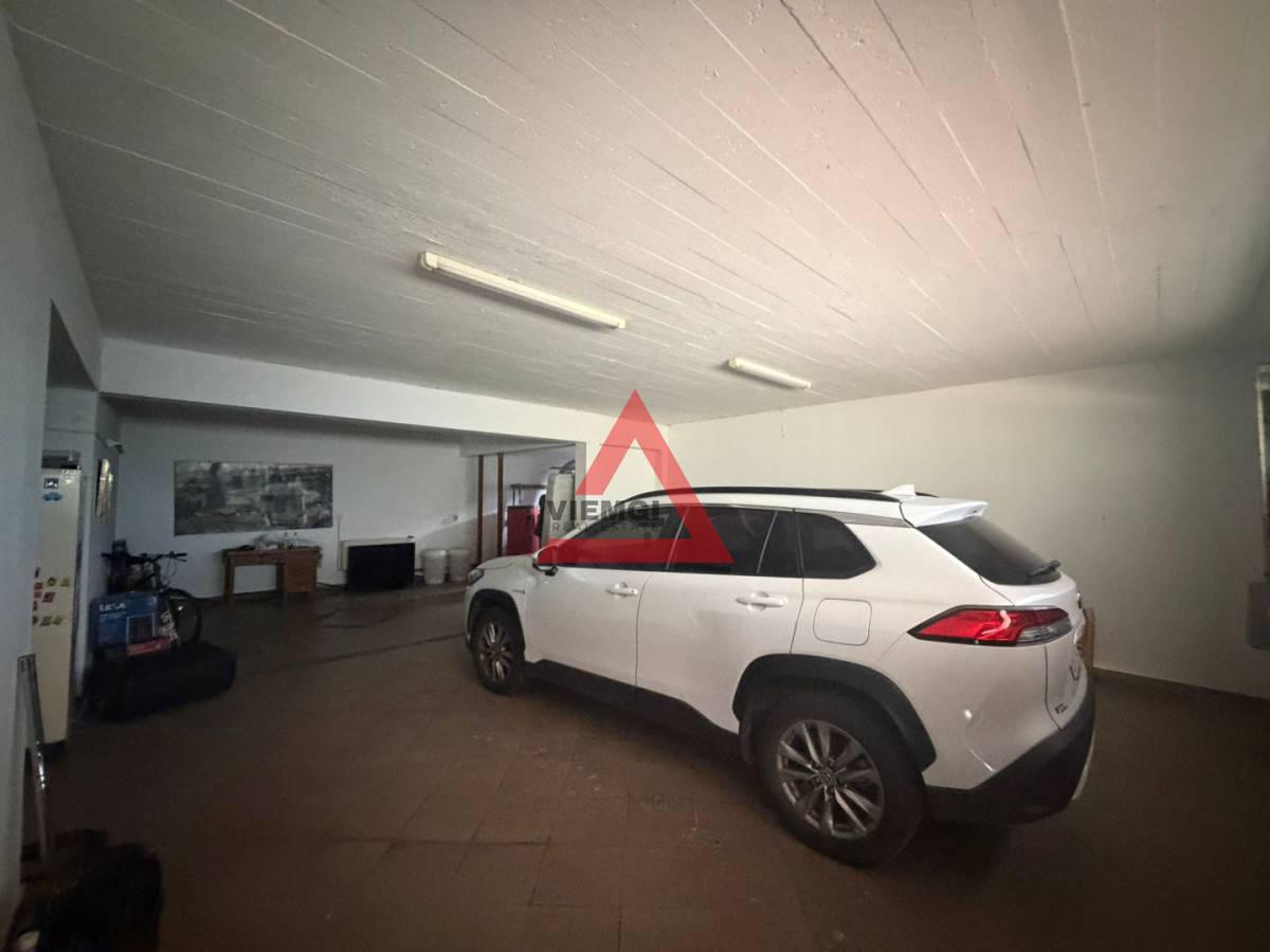 Casa ID.238 - Casa en Alquiler anual U$D 5500 Punta del este 3 dormitorios San Rafael , Parrillero , Piscina 