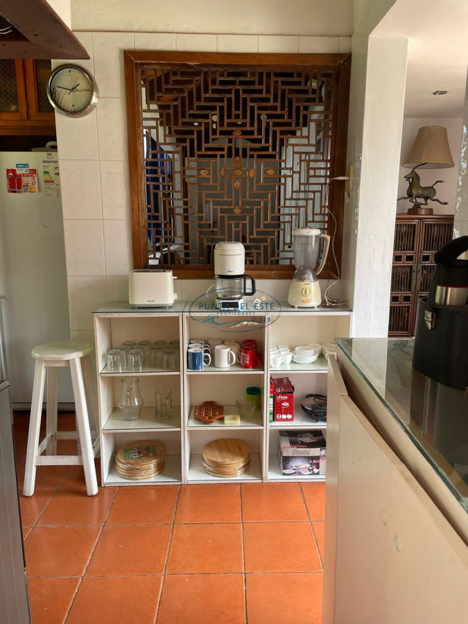 Casa ID.33 - Casa en alquiler de 4 dormitorios de temporada en Punta del este , Playa mansa 
