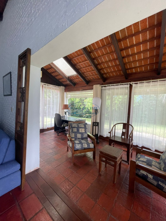 Casa ID.33 - Casa en alquiler de 4 dormitorios de temporada en Punta del este , Playa mansa 