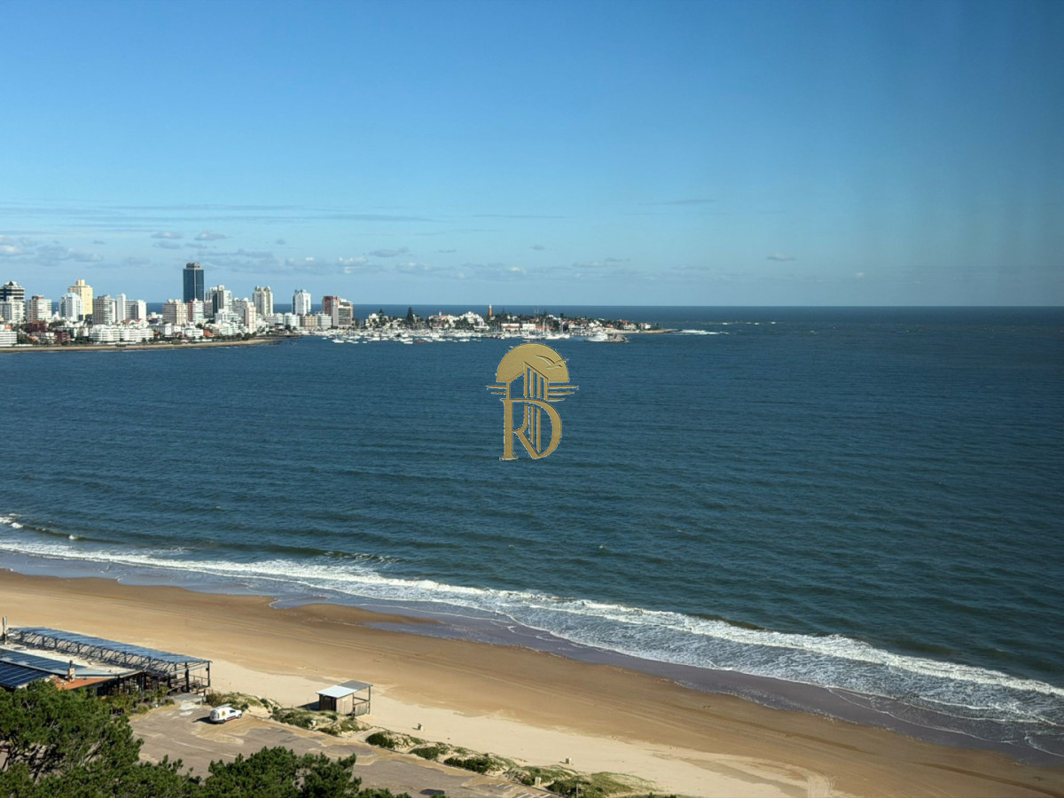 Apartamento en Venta de 3 dormitorios en Paramount , Punta del este -id-821-1