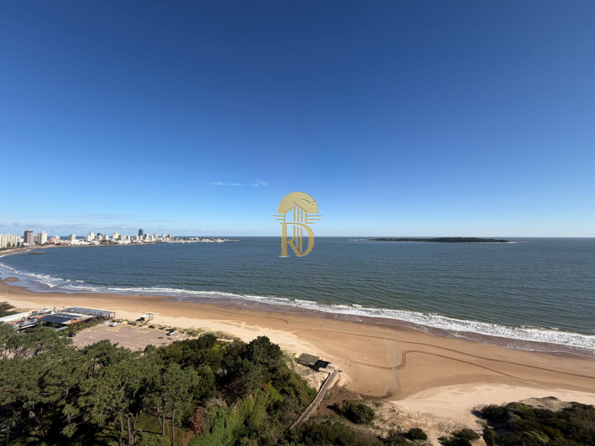 Apartamento en Venta de 3 dormitorios en Paramount , Punta del este -id-821