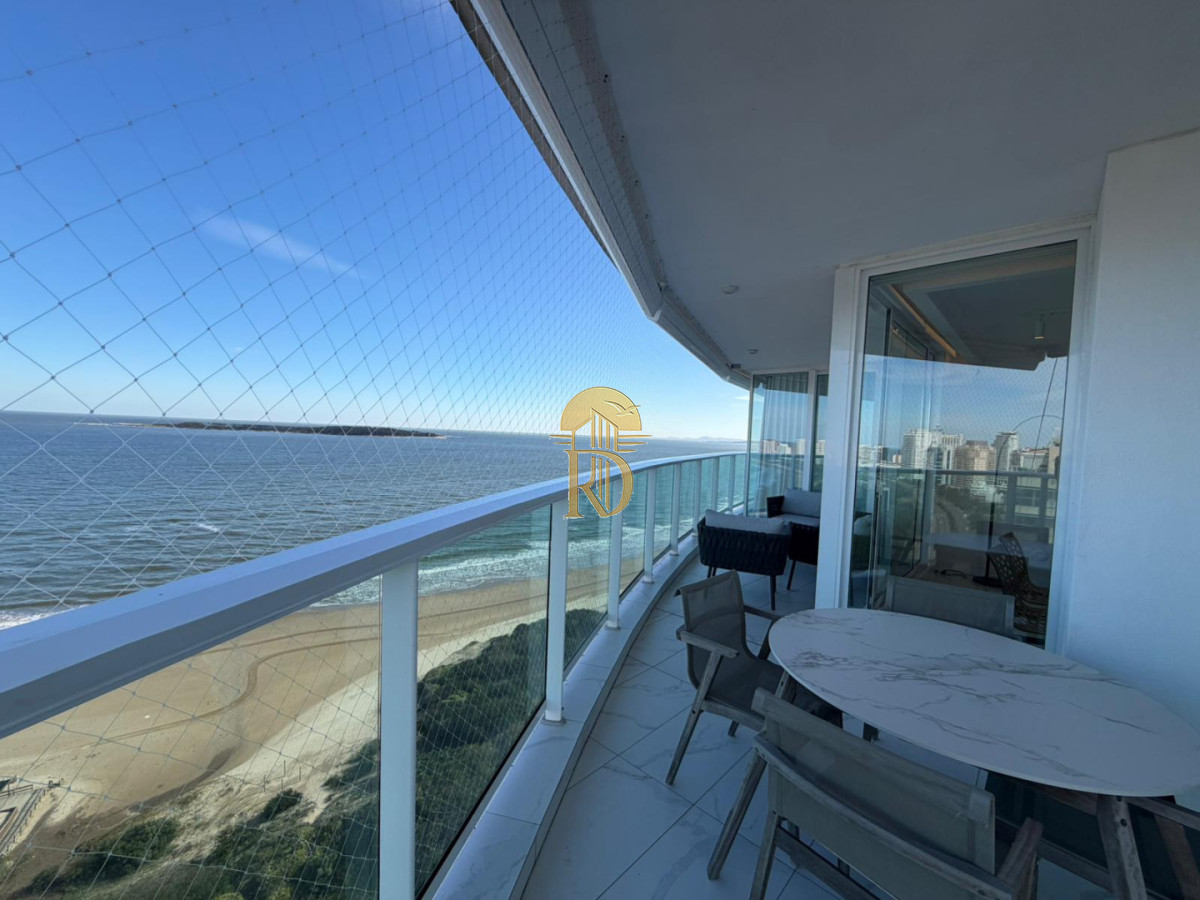Apartamento en Venta de 3 dormitorios en Paramount , Punta del este -id-821-6
