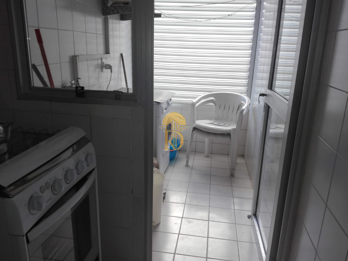 Apartamento en Venta de 2 dormitorios y medio en Punta del este , Playa Brava , Edificio Long Beach -id-818-13