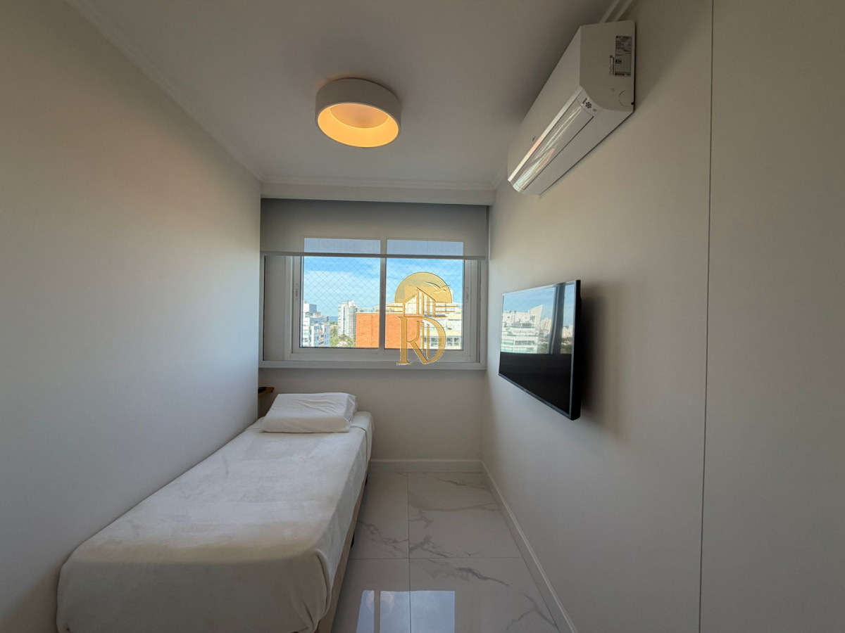 Apartamento en Venta de 3 dormitorios en Paramount , Punta del este -id-821-28