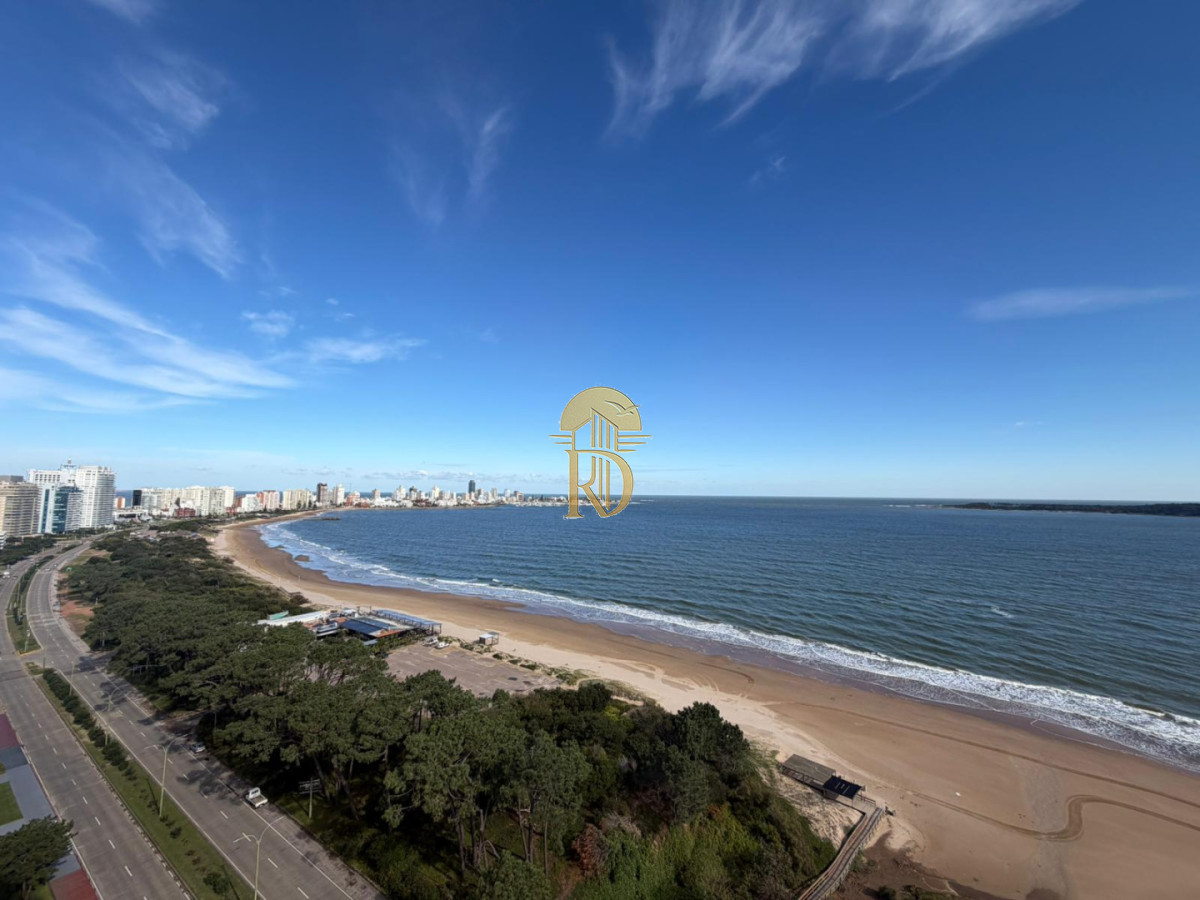 Apartamento en Venta de 3 dormitorios en Paramount , Punta del este -id-821-2