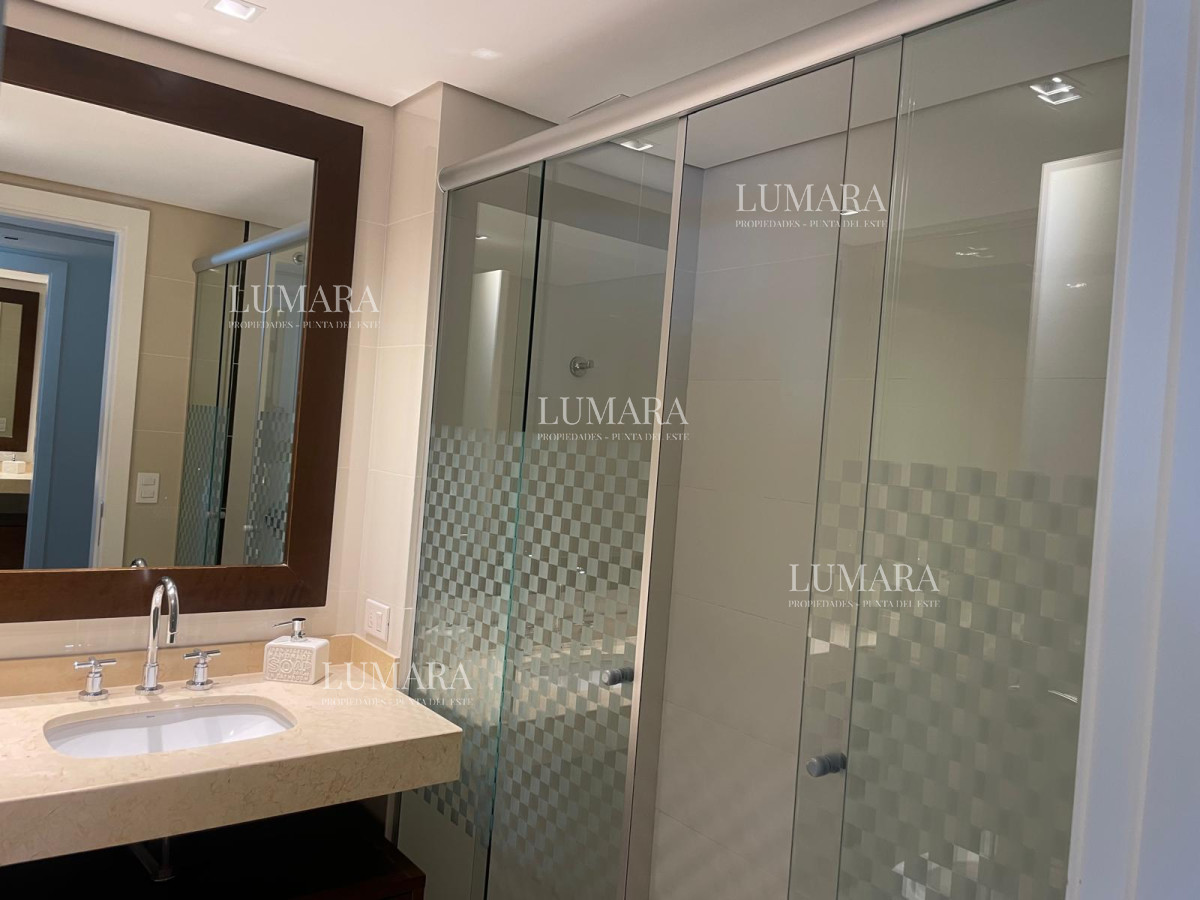 Apartamento ID.943 - Primera fila mansa con todos los 