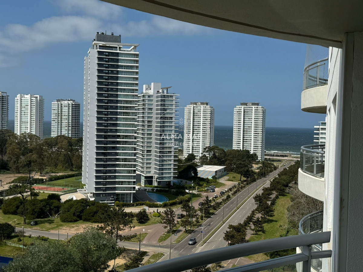 Apartamento ID.4320 - CÓMODO APARTAMENTO EN OCEAN DRIVE 