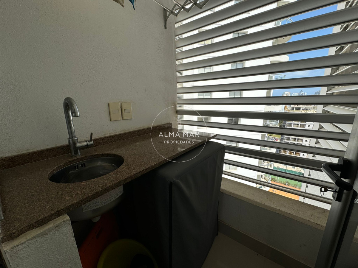 Apartamento ID.4320 - CÓMODO APARTAMENTO EN OCEAN DRIVE 