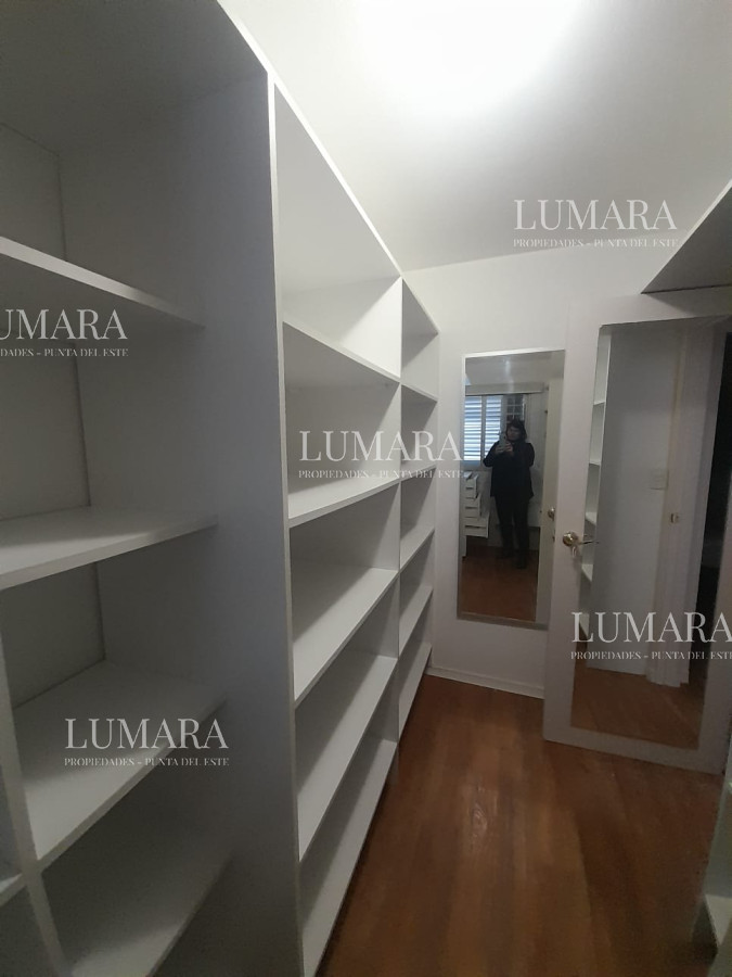 Apartamento ID.2136 - Mansa frente al mar con piscina gym parrilleros  cochera para 3 autos