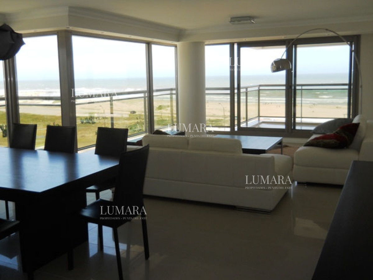 Apartamento ID.616 - Brava, 3 dormitorios y dependencia