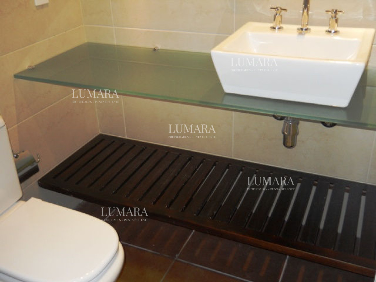 Apartamento ID.616 - Brava, 3 dormitorios y dependencia