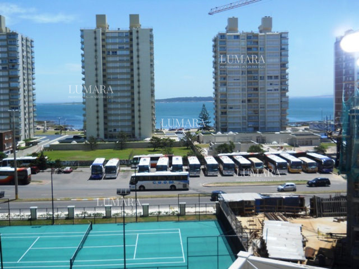 Apartamento ID.616 - Brava, 3 dormitorios y dependencia