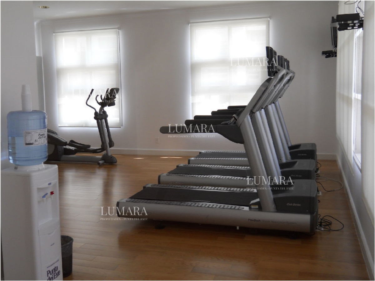 Apartamento ID.616 - Brava, 3 dormitorios y dependencia