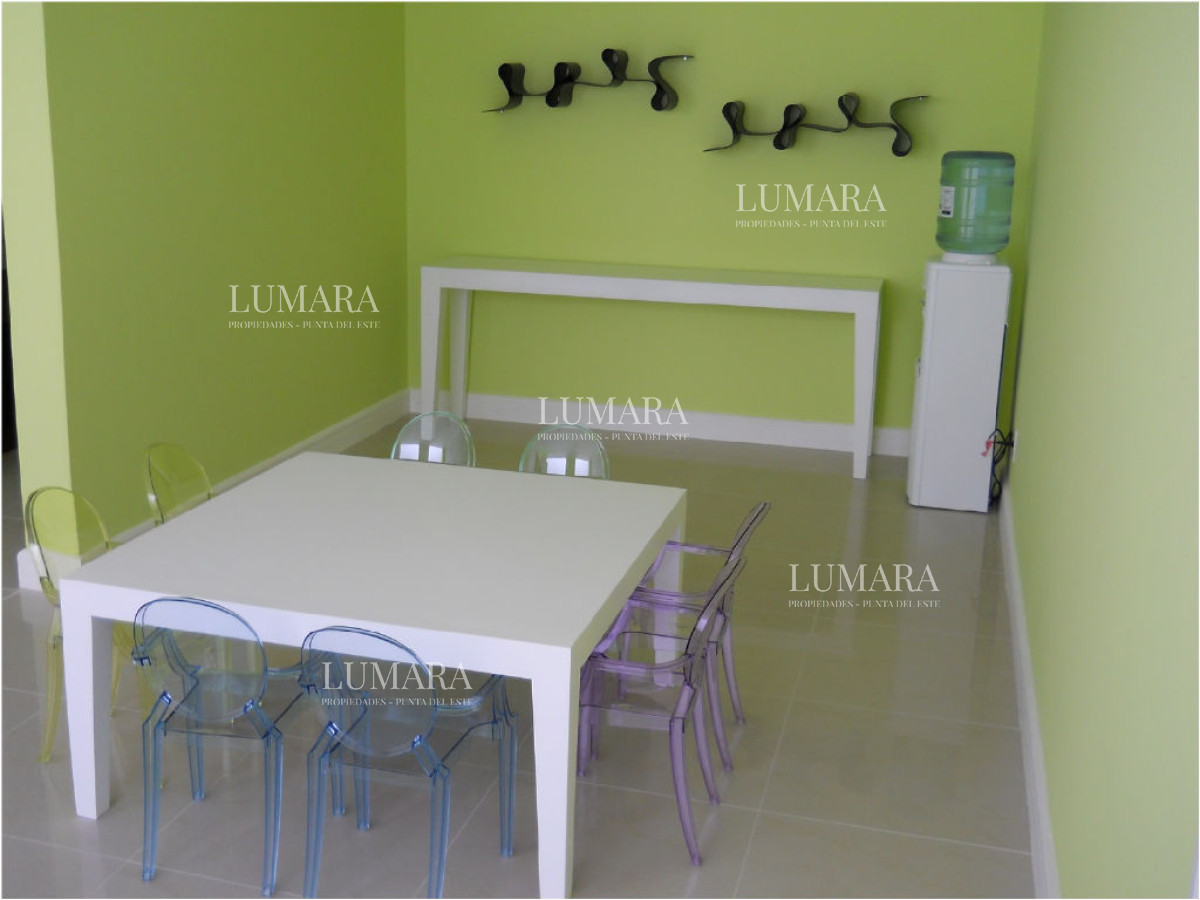 Apartamento ID.616 - Brava, 3 dormitorios y dependencia