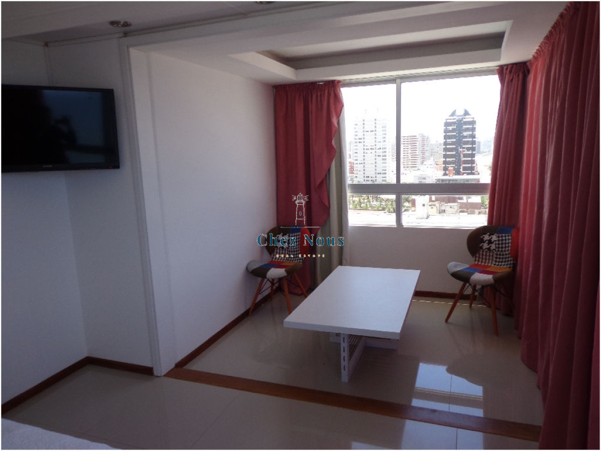 Apartamento ID.679 - Península, 3 dormitorios y dependencia