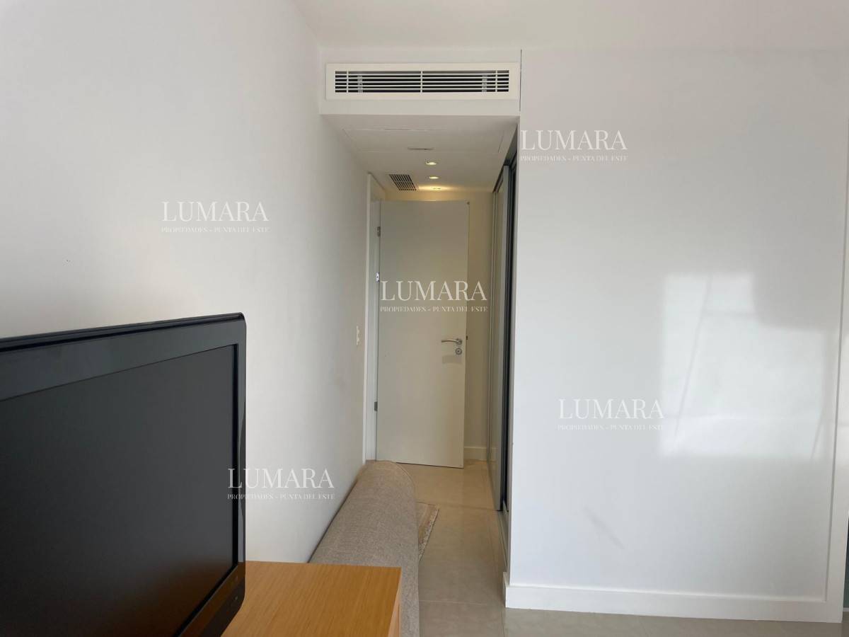 Apartamento ID.943 - Primera fila mansa con todos los 