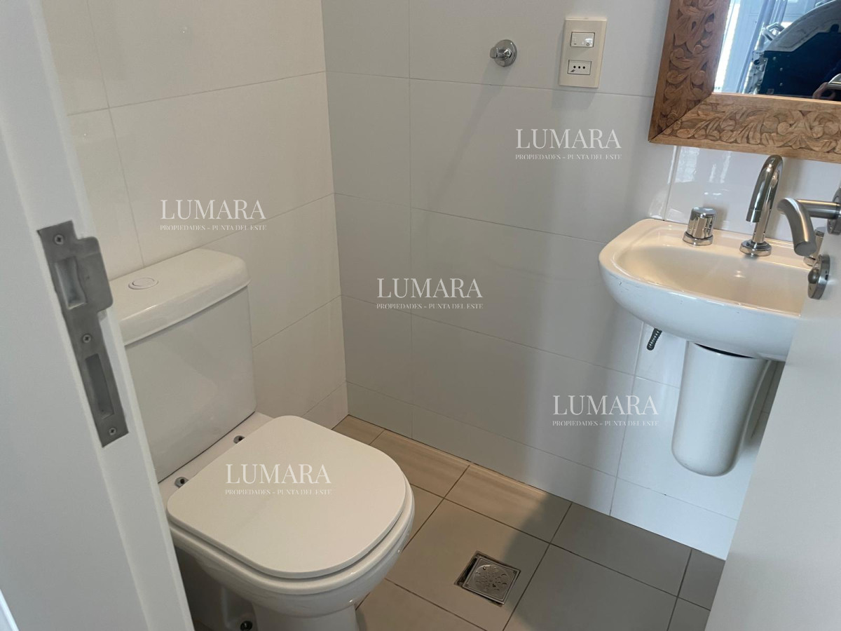 Apartamento ID.943 - Primera fila mansa con todos los 