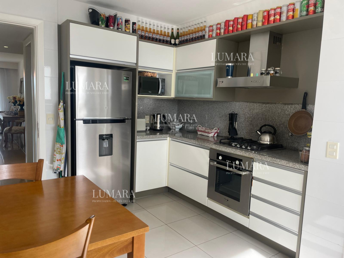 Apartamento ID.943 - Primera fila mansa con todos los 