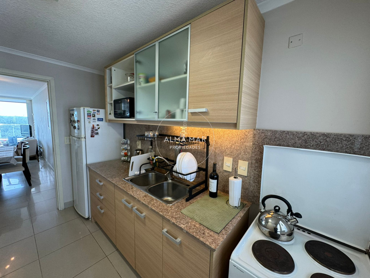 Apartamento ID.4320 - CÓMODO APARTAMENTO EN OCEAN DRIVE 
