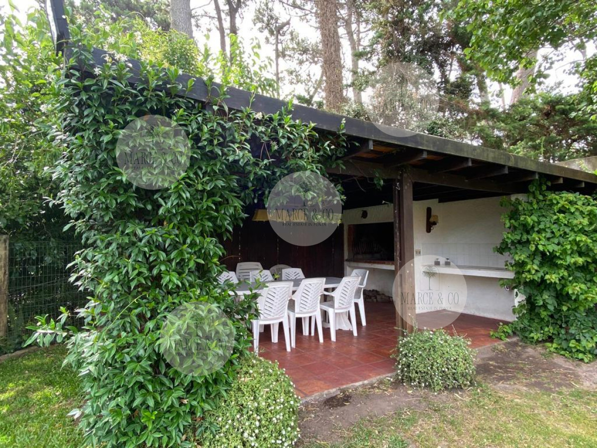 Casa ID.733 - ESPECTACULAR CASA EN LUGANO 5 DORMITORIOS 4 BAÑOS 