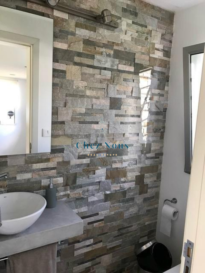 Casa ID.716 - Mansa a metros del mar