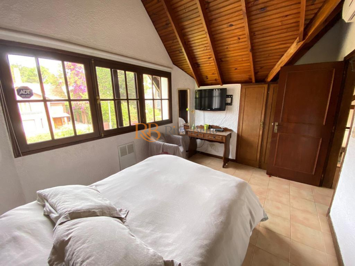 Casa ID.76 - ESPECTACULAR CASA EN LUGANO 5 DORMITORIOS 4 BAÑOS 