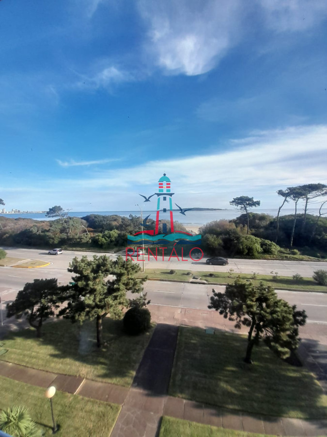 Apartamento ID.286 - Apartamento de 3 dormitorios en Punta del este primera linea 