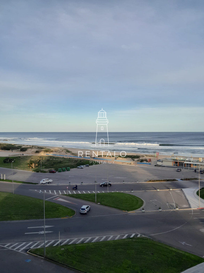 Apartamento ID.843 - Apartamento en venta de 3 dormitorios en Punta del este , Torre Imperiale , Playa Mansa 