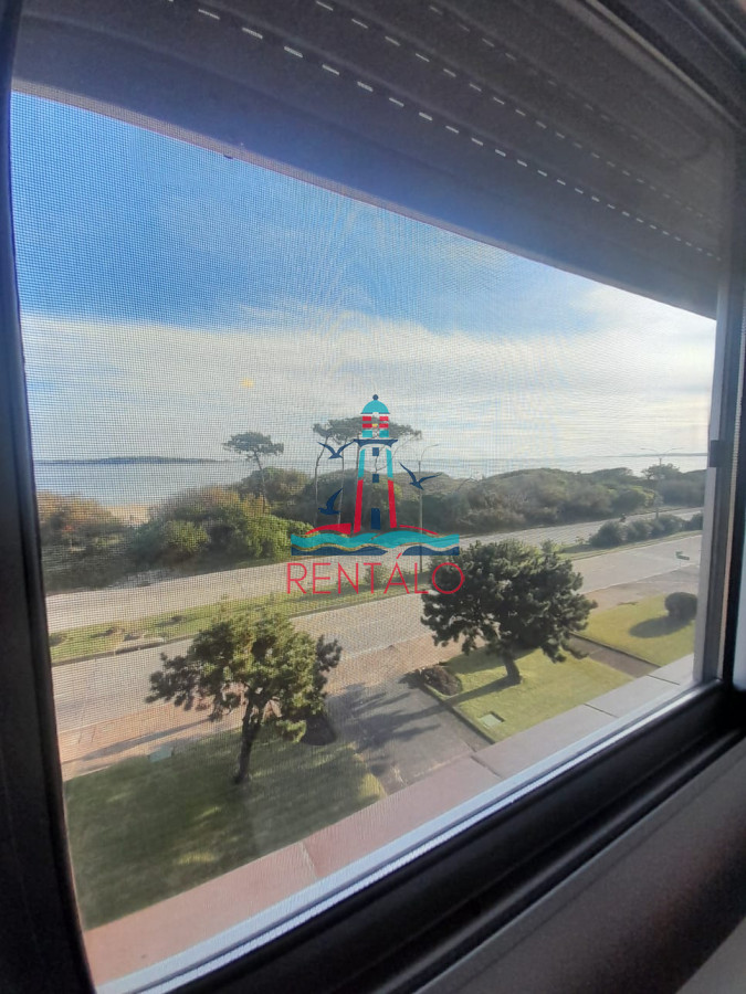 Apartamento ID.286 - Apartamento de 3 dormitorios en Punta del este primera linea 