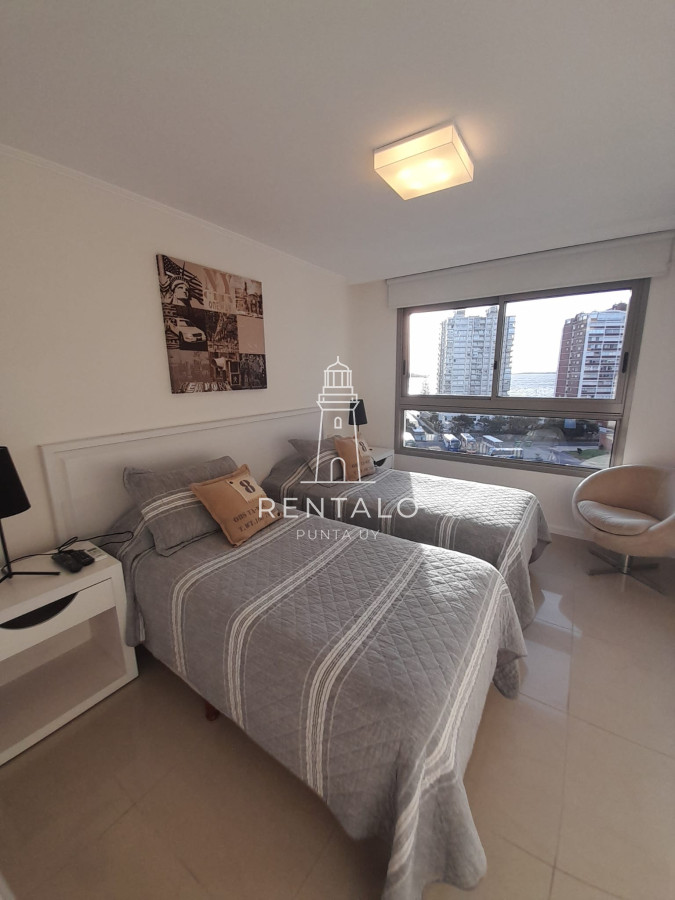 Apartamento ID.843 - Apartamento en venta de 3 dormitorios en Punta del este , Torre Imperiale , Playa Mansa 