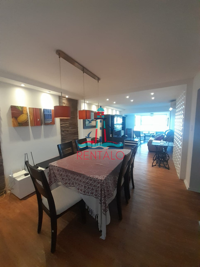 Apartamento ID.286 - Apartamento de 3 dormitorios en Punta del este primera linea 