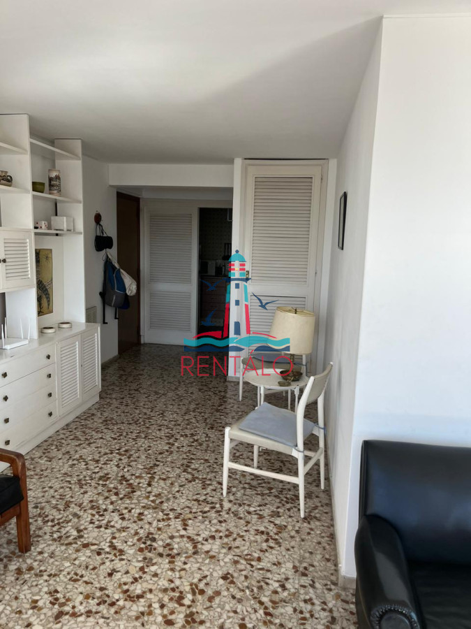 Apartamento ID.590 - Apartamento de 2 dormitorios en Gorlero , Vista al Mar , Punta del este 