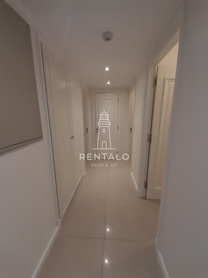 Apartamento ID.843 - Apartamento en venta de 3 dormitorios en Punta del este , Torre Imperiale , Playa Mansa 