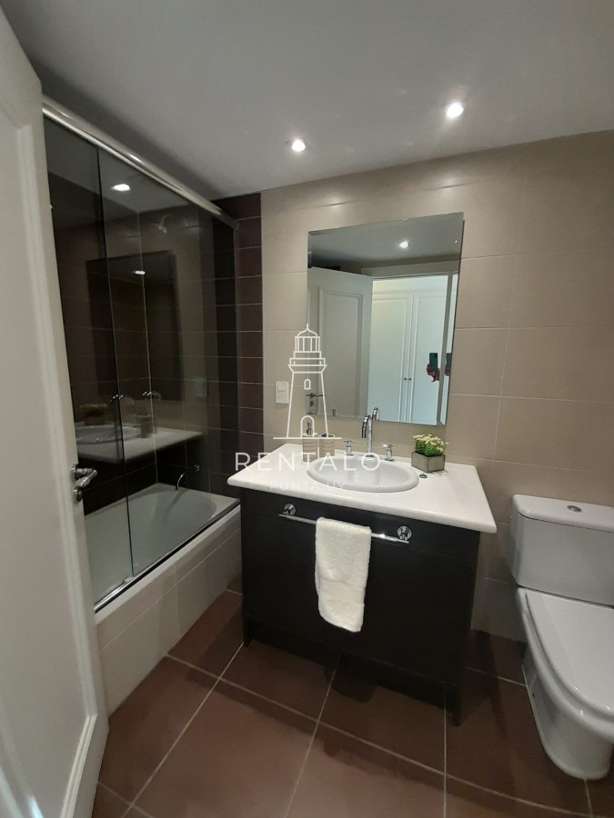 Apartamento ID.843 - Apartamento en venta de 3 dormitorios en Punta del este , Torre Imperiale , Playa Mansa 